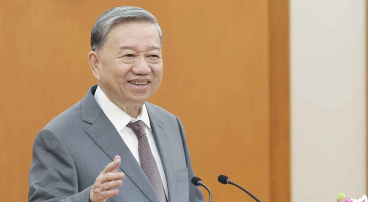 Party chief urges young lawmakers to drive innovation, reform